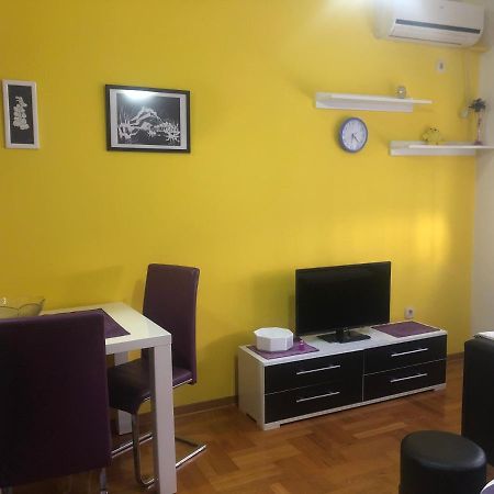 Apartman Tanjuska Подгорица Екстериор снимка